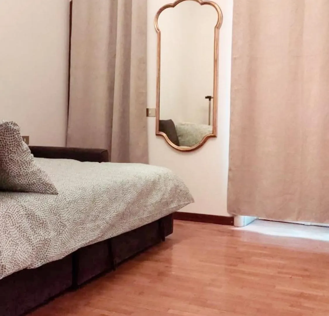 3 Minutes On Foot From Duomo! Big Apartament With 3 Bedrooms And Balcony Mediolan Włochy